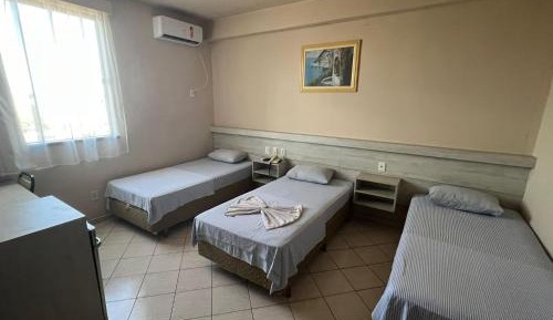 Basic Triple Room with Shared Bathroom