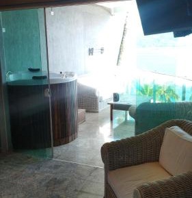 Family Room with Sea View