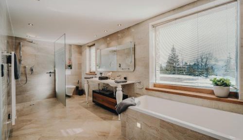 Two-Bedroom Apartment with Mountain View