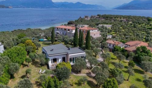 Superior Villa