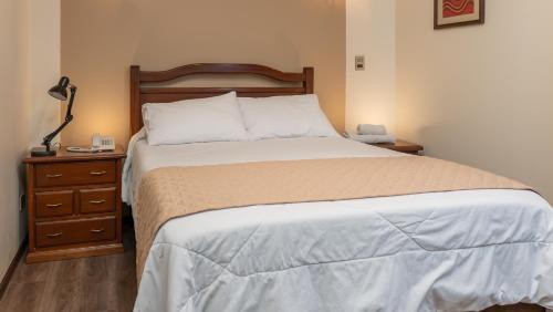 Deluxe Single Room