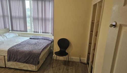 Double Room with Shared Bathroom