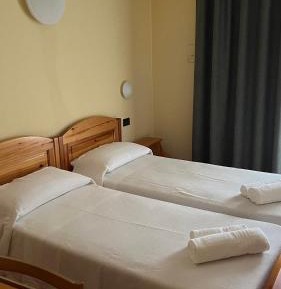 Twin Room with Balcony