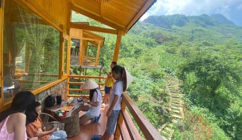Deluxe Bungalow with Garden View