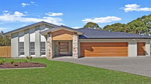 Four-Bedroom Holiday Home