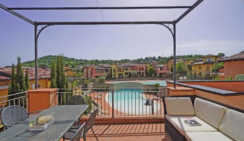 Apartment with Terrace