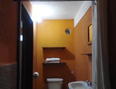 Room #908127903