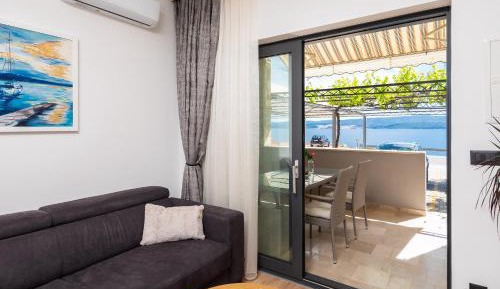 One Bedroom Apartment