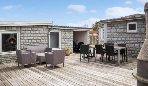 Two-Bedroom Holiday Home