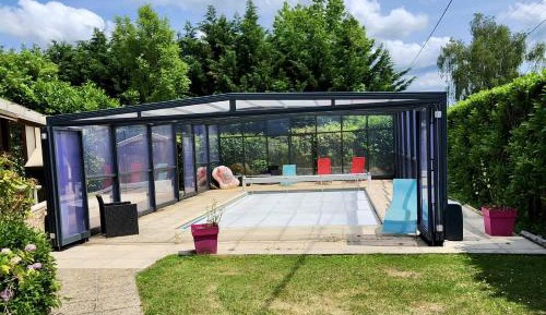 Three-Bedroom Holiday Home 