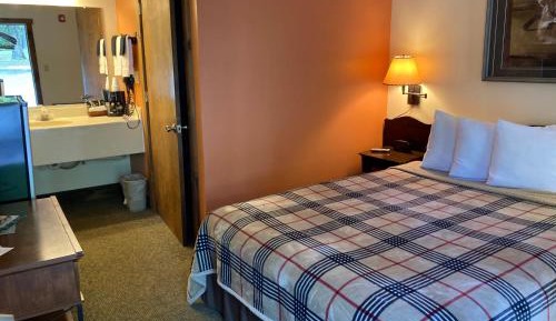 Queen Room