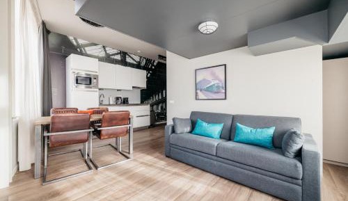 Large Studio with Kitchen and Sofa Bed - Duplex