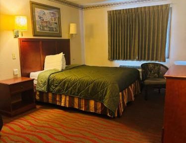 Queen Room
