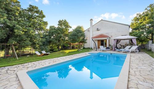 Four-Bedroom Holiday Home