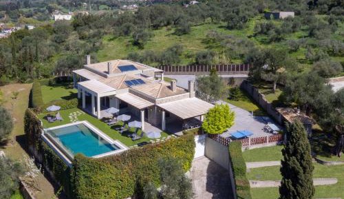 Deluxe Villa