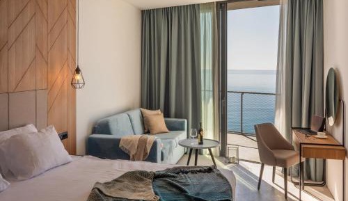 Premium Room with Sea View and Extra Bed