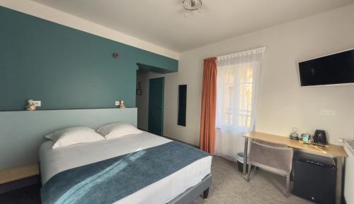  Double Room with Courtyard View 