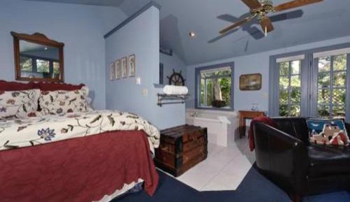 Queen Suite