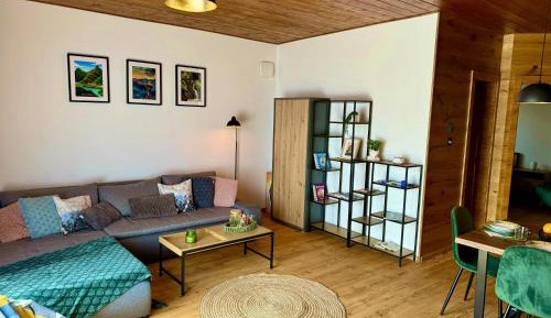 One-Bedroom Apartment with Balcony