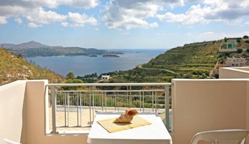 One-Bedroom Apartment with Sea View