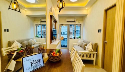 Apartment with Pool View 