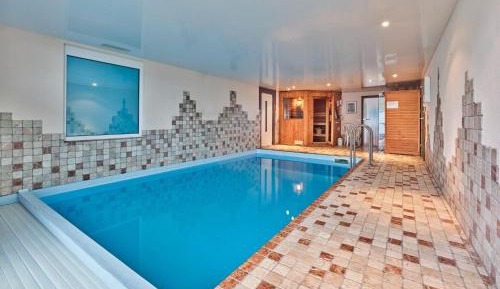 Three-Bedroom Holiday Home 
