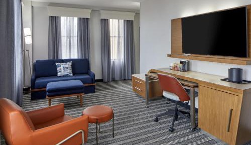 Suite, 1 King, Sofa bed