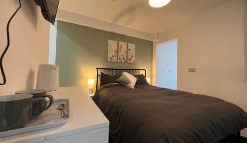 Double Room with Private Bathroom
