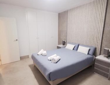 One-Bedroom Deluxe Apartment
