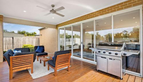 Four-Bedroom Holiday Home