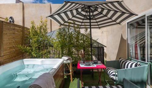  Apartment with Terrace and private jacuzzi