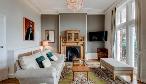 Four-Bedroom Apartment