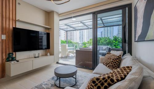 One-Bedroom Apartment with Terrace