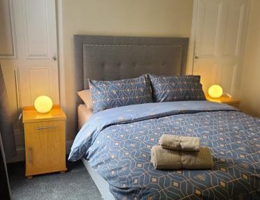 Double Room with Shared Bathroom