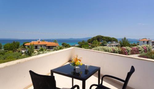 Double or Twin Room with Sea View
