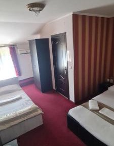 Twin Room with Shower
