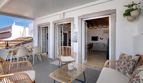 Three-Bedroom Superior Apartment