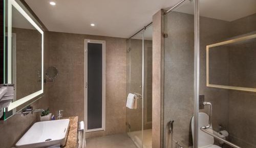 Suite Rooms with One Double Bed