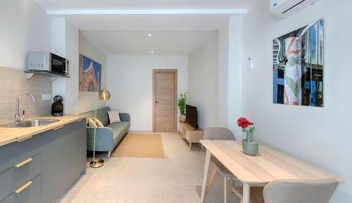 One-Bedroom Apartment