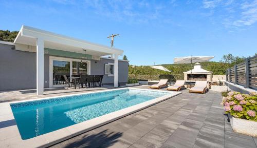 Two-Bedroom Holiday Home