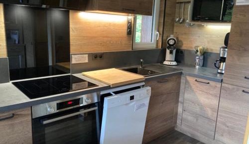 Apartment (6 Adults)