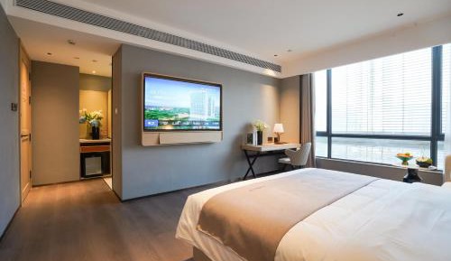 Deluxe Double Room with River View