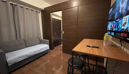 One-Bedroom Apartment - Non-Smoking