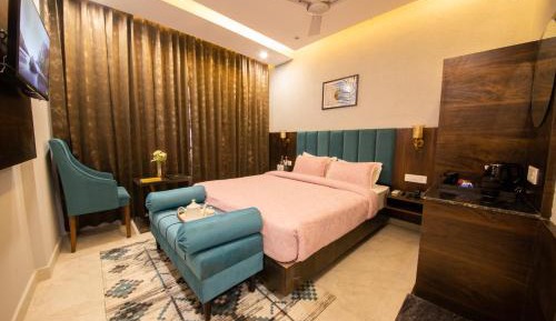 King Room with Mountain View
