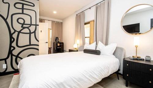 Queen Room