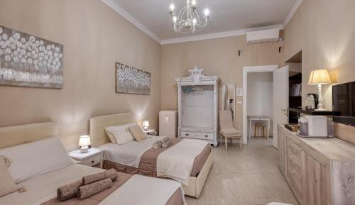 Triple Room with Private Bathroom