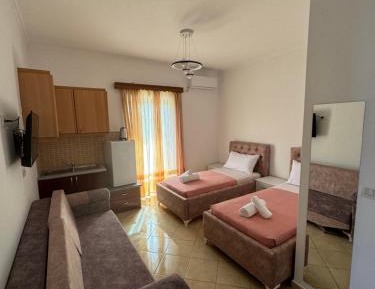 Basic Triple Room