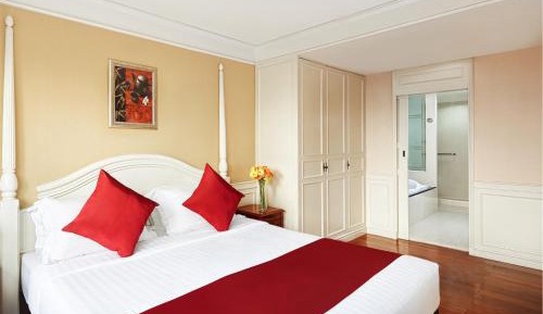 One-Bedroom Balcony Suite