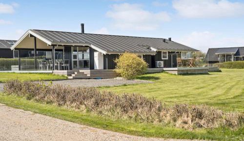 Four-Bedroom Holiday Home