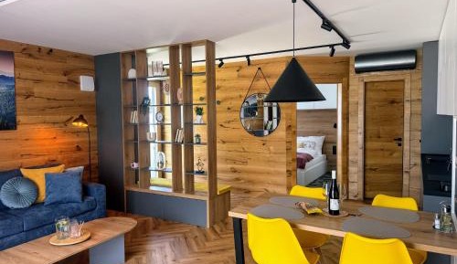 One-Bedroom Apartment with Terrace